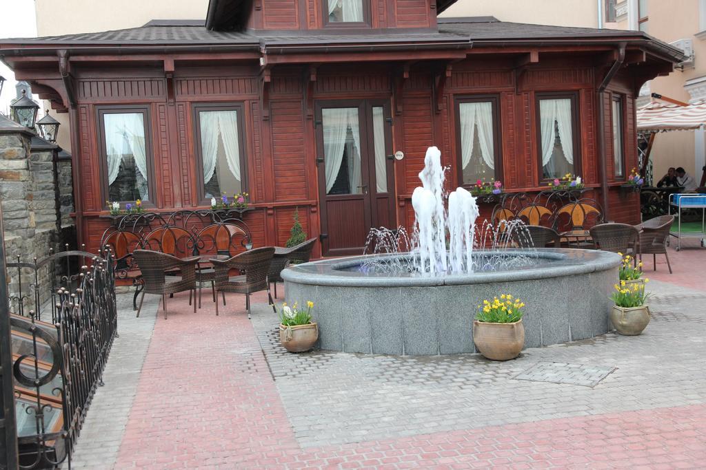 Kleopatra Vip Hotel Kamyanets-Podilski Dış mekan fotoğraf